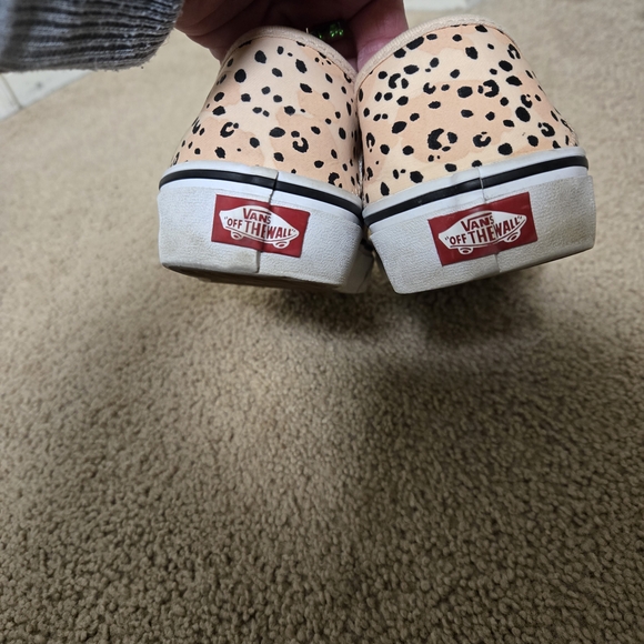 Vans Women's Leopard Print Slip-On Shoes - Picture 3 of 6